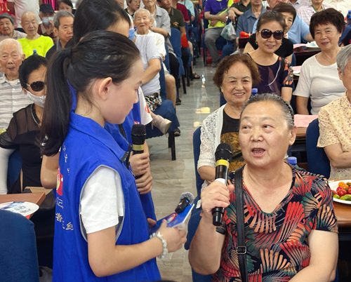 旗帜小记者走进安立军休所：以青春之声致敬建军伟业 用红色实践传承初心使命(图8)