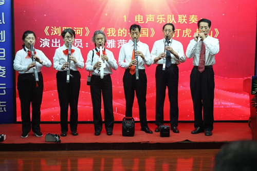 “辉煌时代文艺联欢会”暨第322期万贤汇人文沙龙在京举行(图3)
