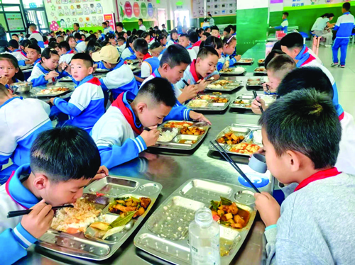 用心用情用力办民生事 青海海东托起群众“稳稳的幸福”(图6) 用心用情用力办民生事 青海海东托起群众“稳稳的幸福”(图6)