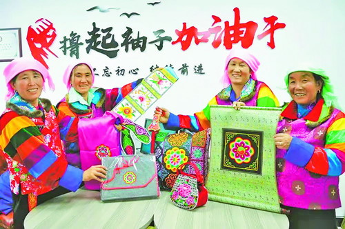 青海海东商贸发展跑出“加速度” 商贸经济交出亮眼答卷(图6) 青海海东商贸发展跑出“加速度” 商贸经济交出亮眼答卷(图6)