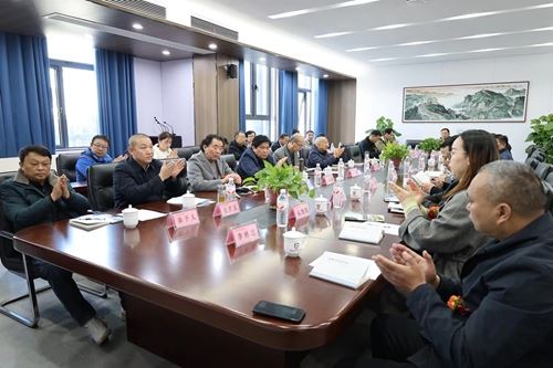 张孝玉新著《民国王潜刚研究》出版座谈会召开(图2) 张孝玉新著《民国王潜刚研究》出版座谈会召开(图2)