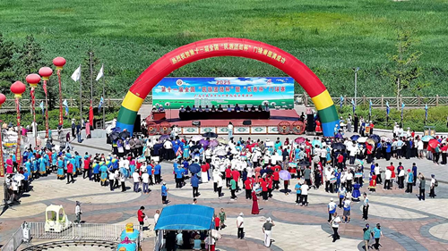 杜尔伯特县:“四融四嵌入”绘就中华民族共同体建设新图景(图1) 杜尔伯特县:“四融四嵌入”绘就中华民族共同体建设新图景(图1)