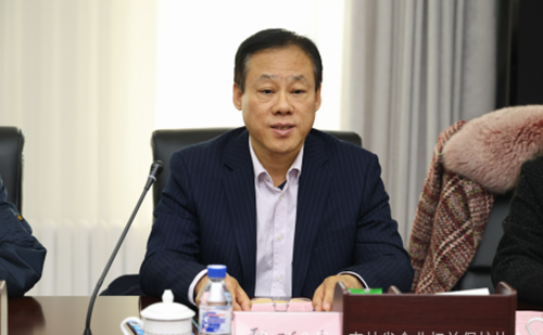 法企共建强法治 护航营商助振兴 —— 吉林省企业权益保护协会联合长春市新区人民法院召开涉企营商环境座谈会(图3) 法企共建强法治 护航营商助振兴 —— 吉林省企业权益保护协会联合长春市新区人民法院召开涉企营商环境座谈会(图3)